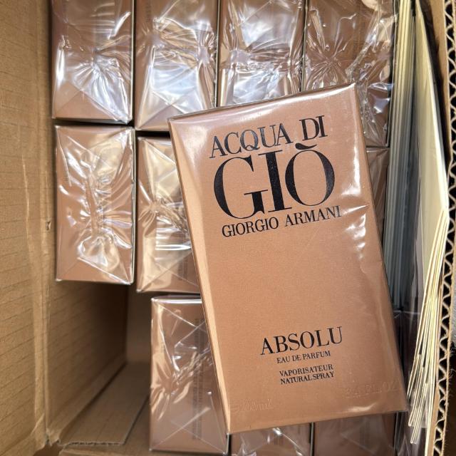 Image of Giorgio Armani Acqua di Giò Absolu Eau de Parfum for Men – 100ml Premium Fragrance