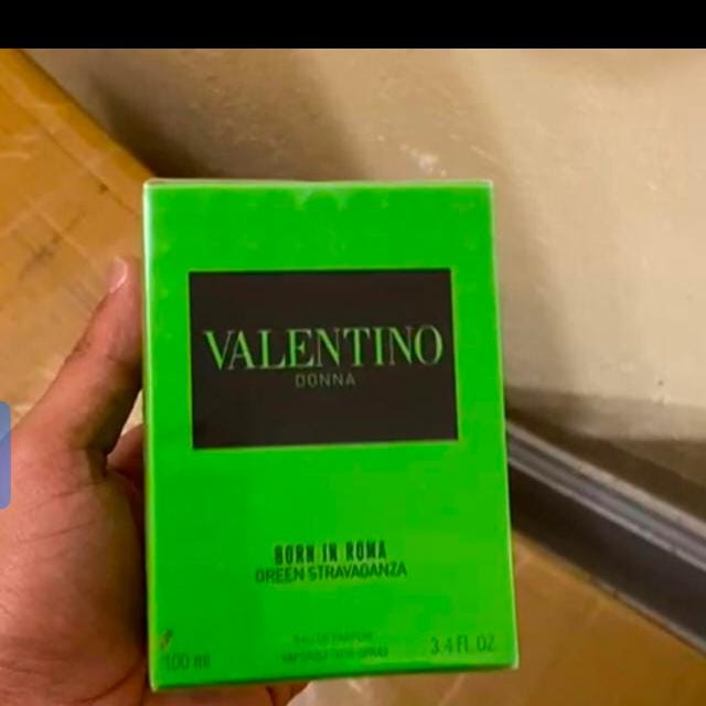 Image of Valentino Donna Born in Roma Green Stravaganza EDP 100ml – Elegant Women’s Fragrance